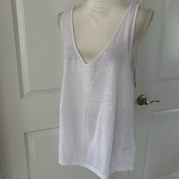 Vince Linen Double V-Neck Tank - Picture 6 of 15